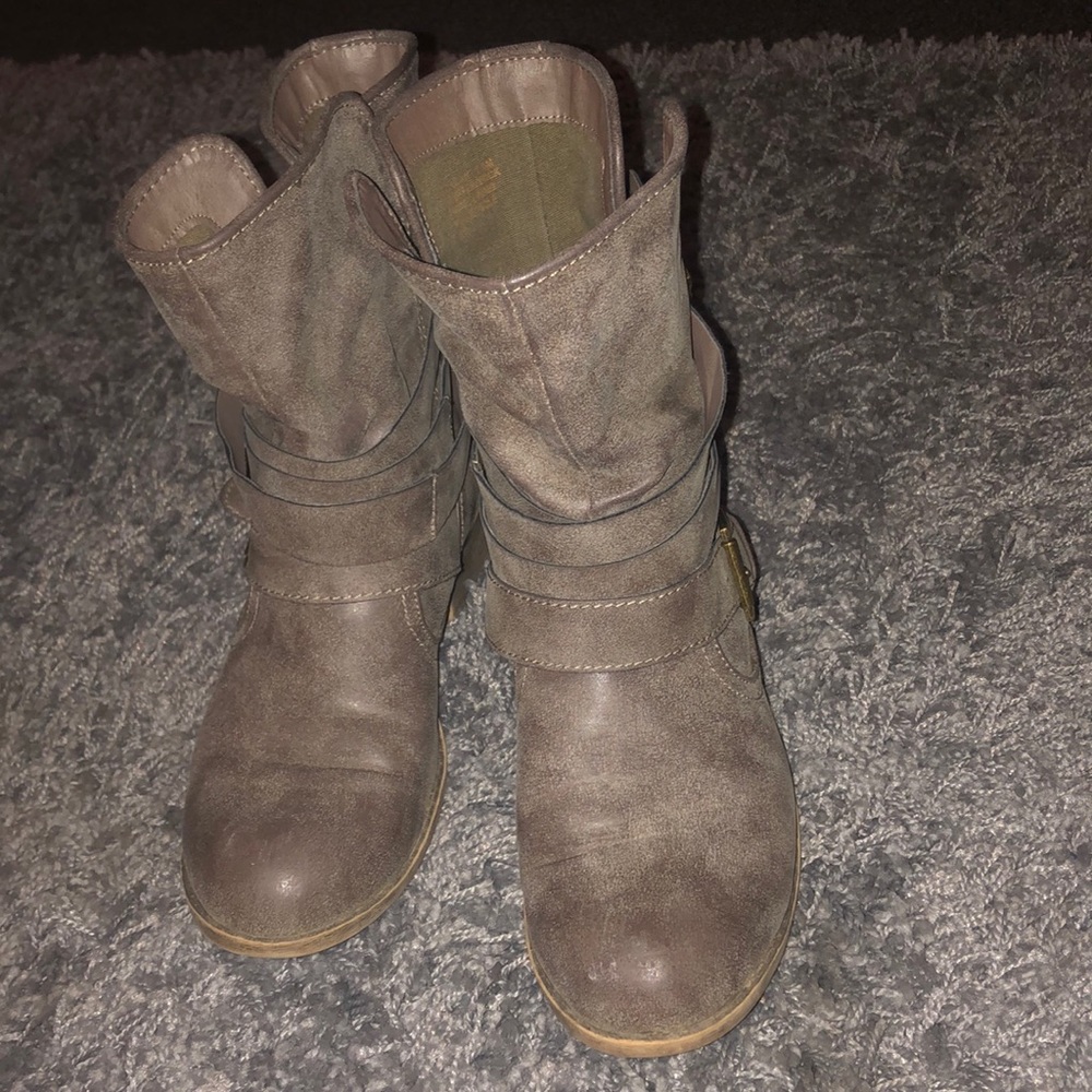 Steve Madden - Madden Girl Boots - Picture 3 of 4